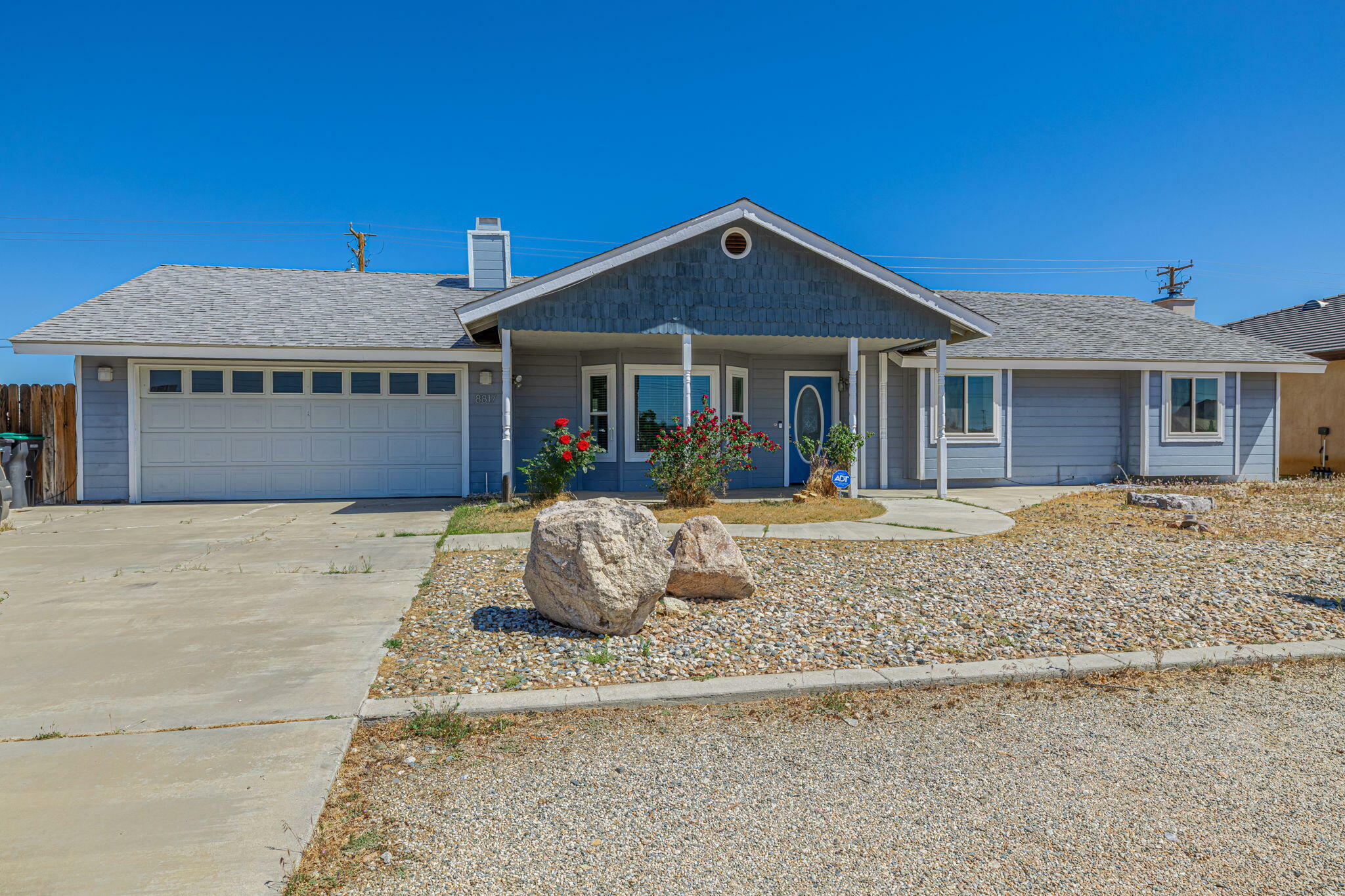 Property Photo: 8817 Satinwood Avenue CA 93505