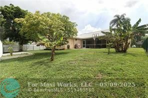 Property Photo: 6401 Sedgewyck Cir FL 33331