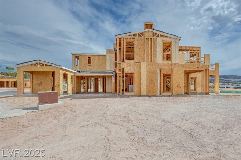 Property Photo: 65 Bellissima Lago Court NV 89011