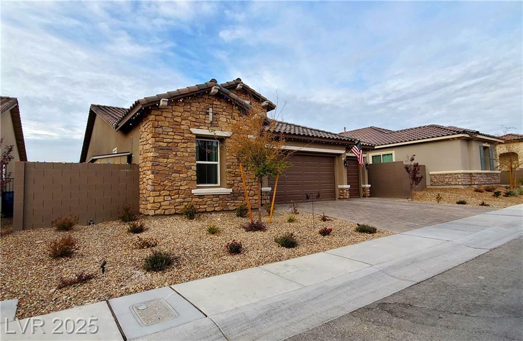 Property Photo: 3392 Aultmore Lane NV 89044