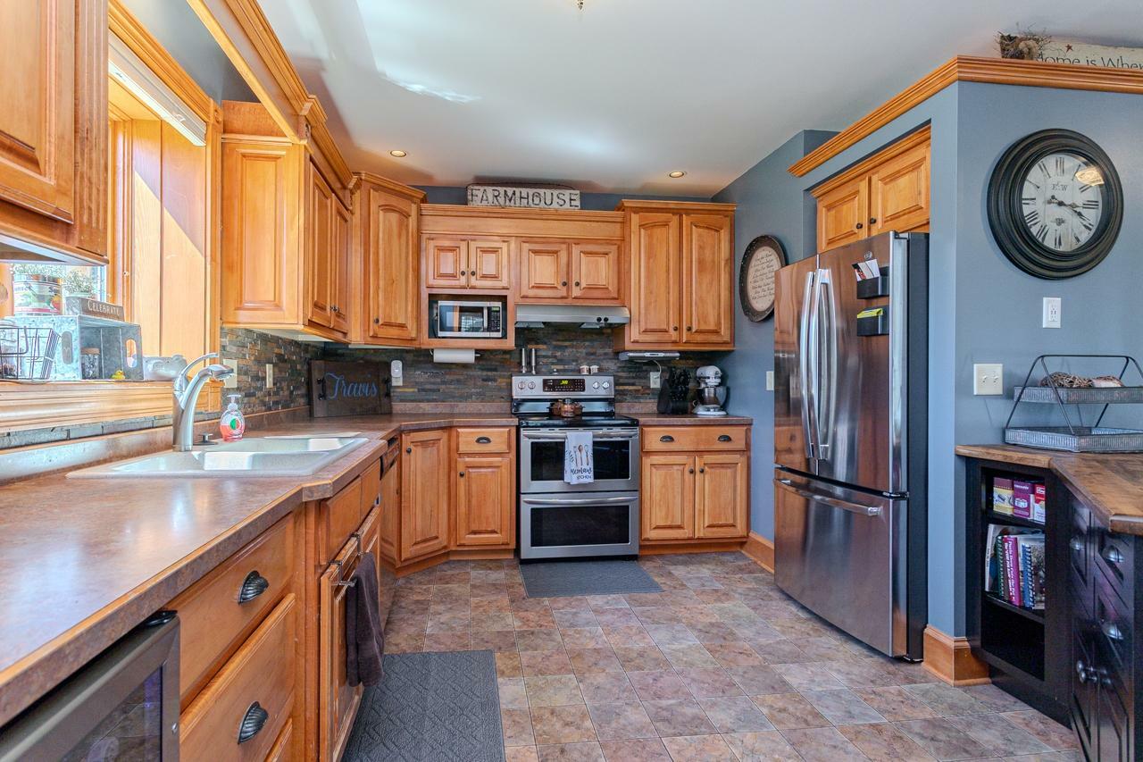 Property Photo: 1410 2nd St E WI 54452