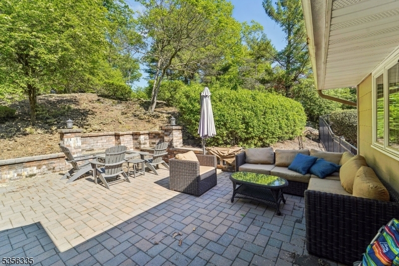 Property Photo: 79 Brookside Ter NJ 07006