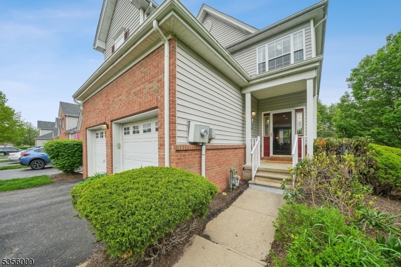 Property Photo:  17 Paddock Ln  NJ 08822 