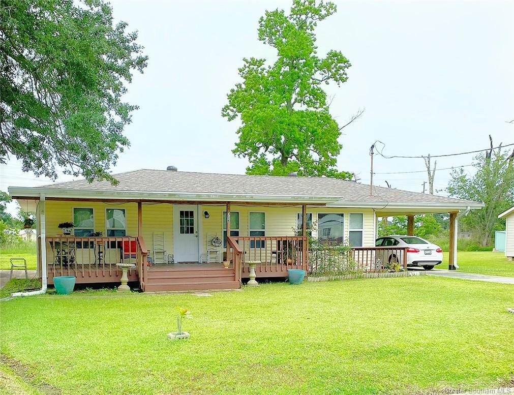 Property Photo: 334 Beaugh Road LA 70607