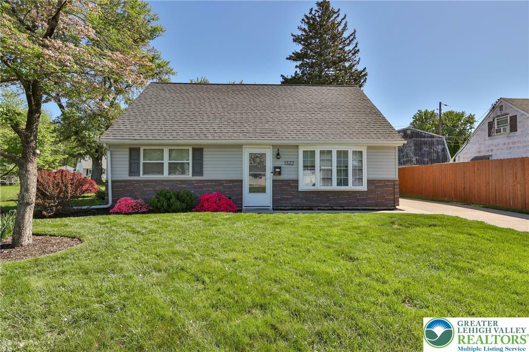 1322 Rosemont Drive  Bethlehem City PA 18018 photo