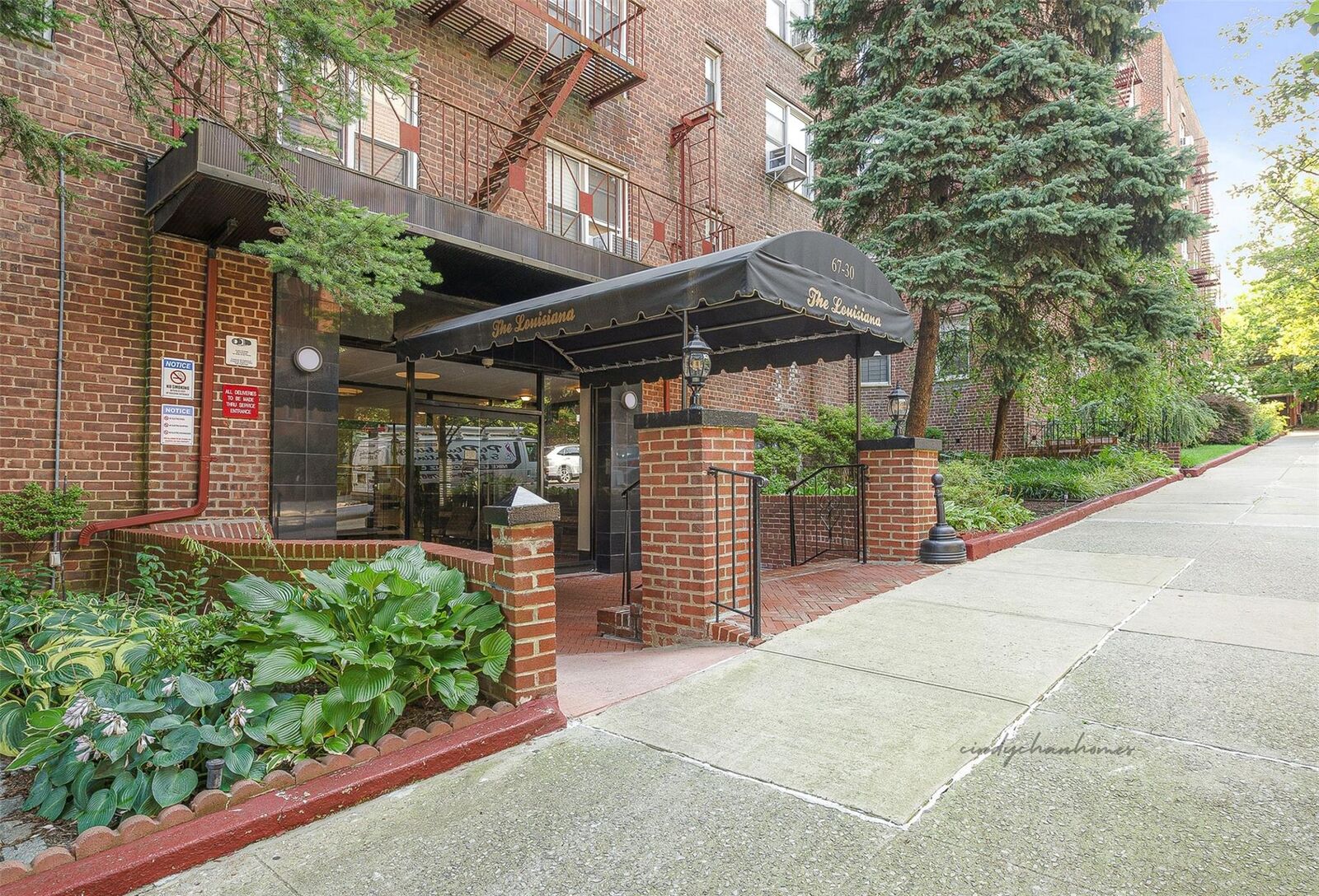 Property Photo:  67-30 Clyde Street 6W  NY 11375