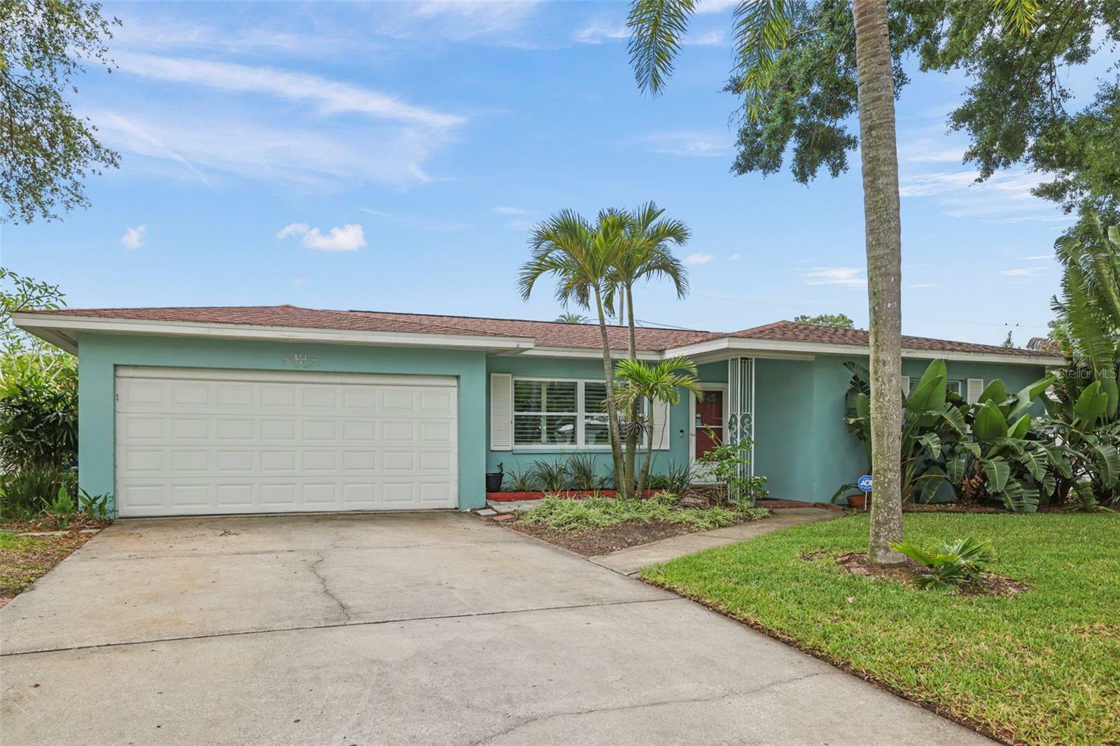 Property Photo: 811 Woodley Road FL 33764