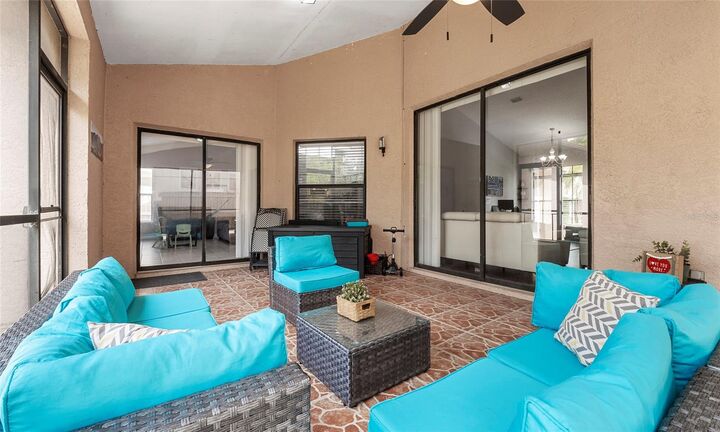 Property Photo: 9327 Pontiac Drive FL 33626