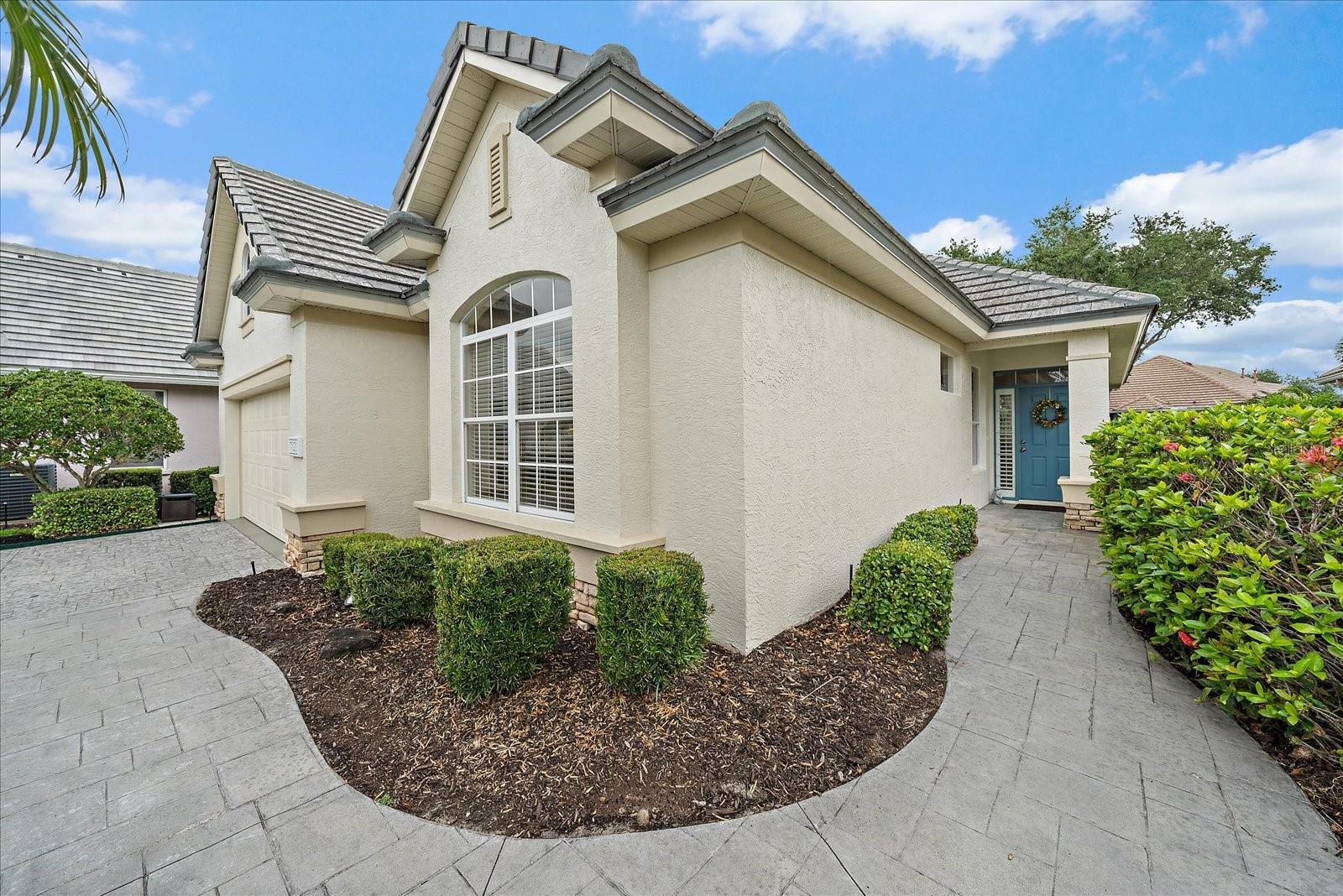 Property Photo: 7821 Troon Court FL 34202