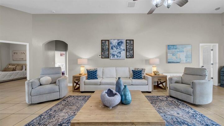 Property Photo:  650 Arbor Lane  FL 33770 