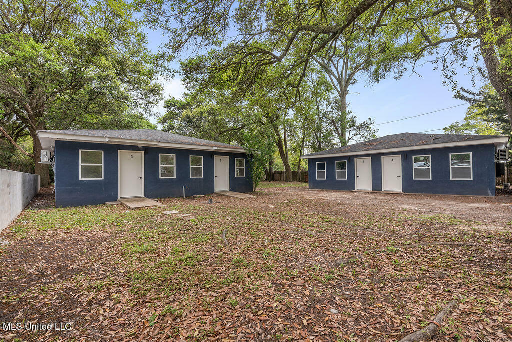 Property Photo: 264 McDonnell Avenue MS 39531