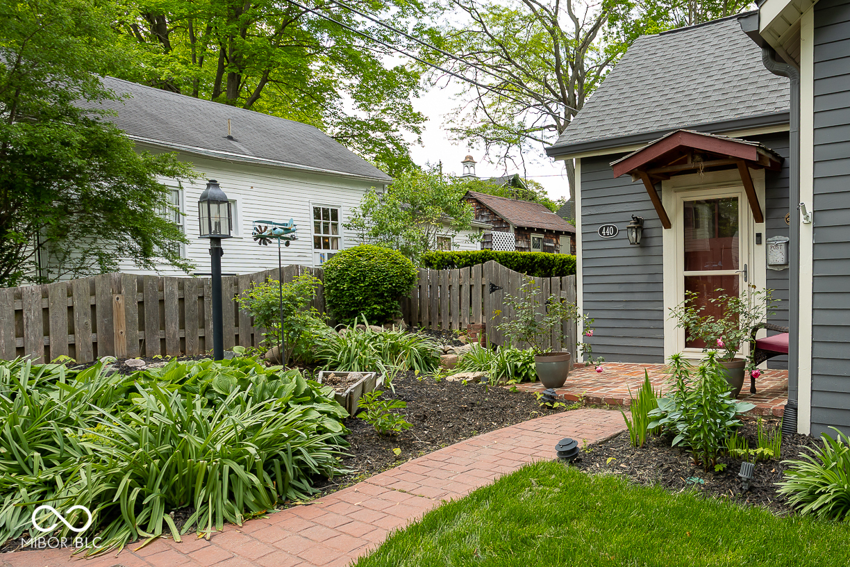 Property Photo: 440 Linden Street IN 46077