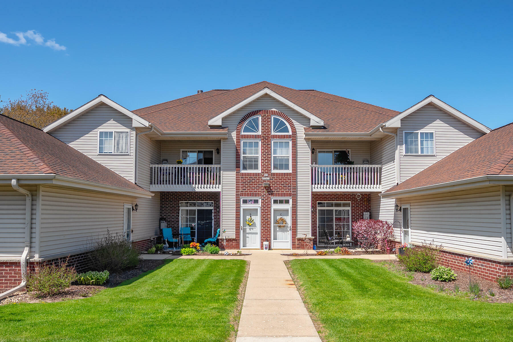 Property Photo: N43w32933 W Rasmus Rd 5A WI 53058