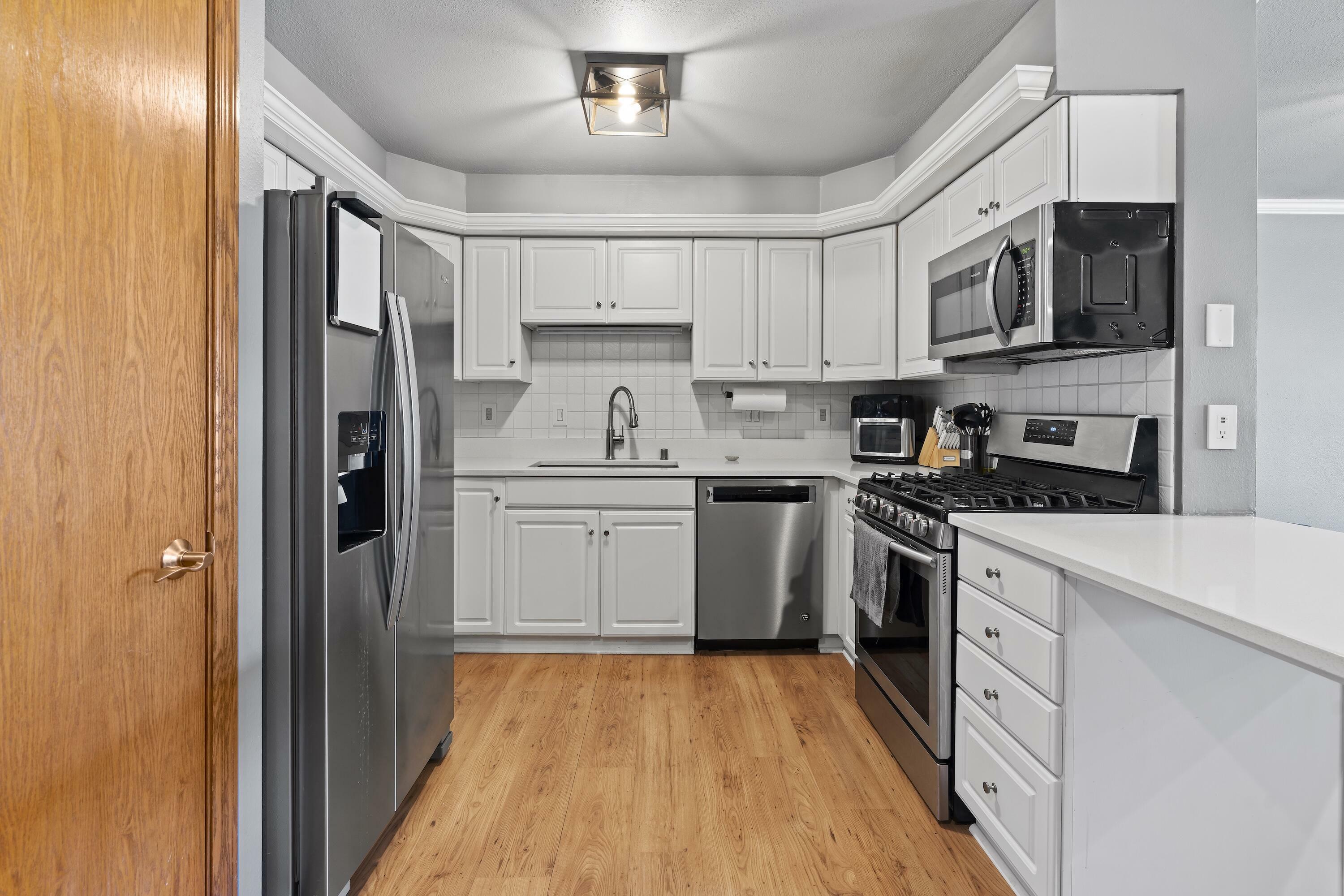 Property Photo: 10153 W Whitnall Edge Dr B WI 53132