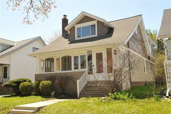 Property Photo: 4321 N Murray Ave WI 53211