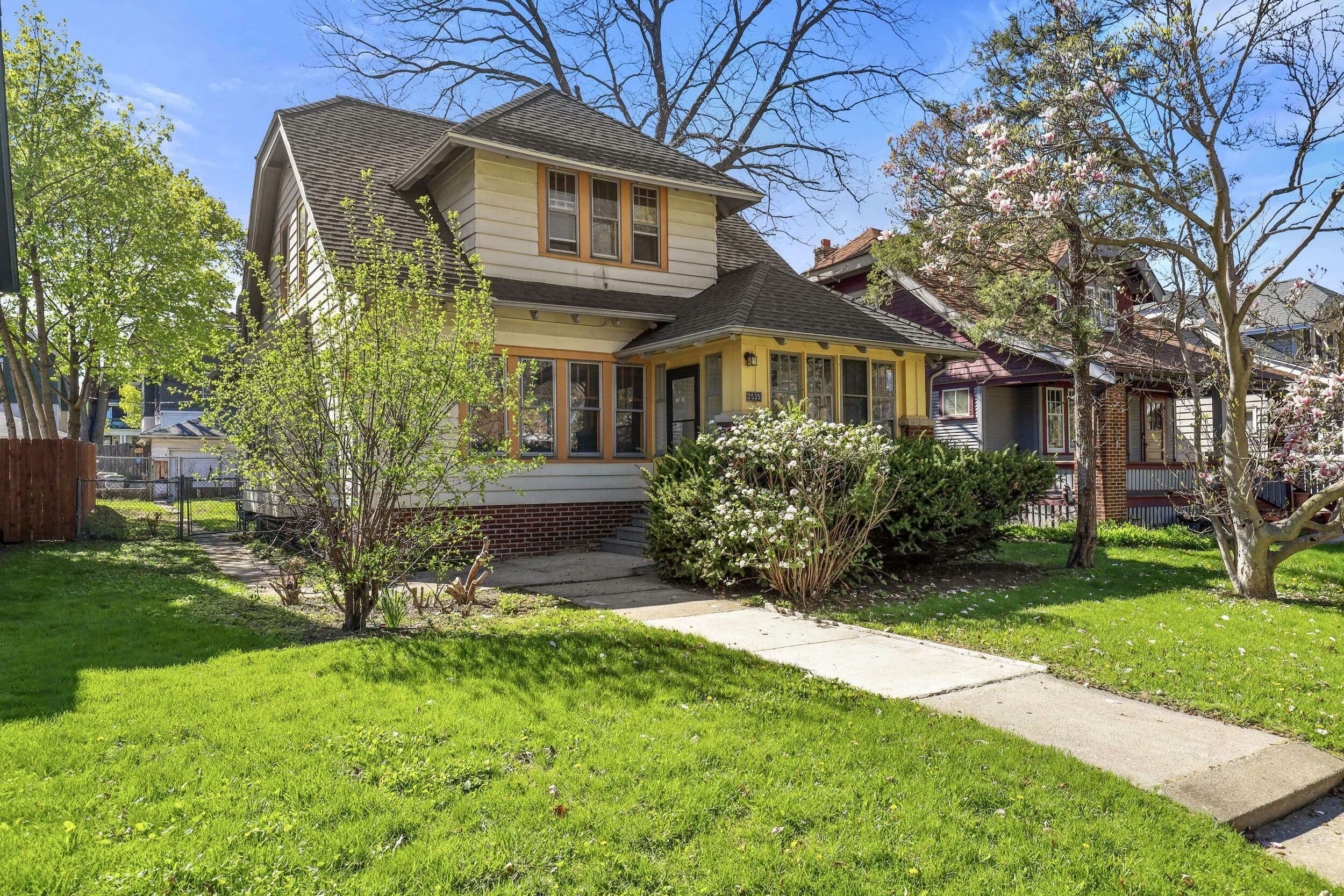 2535 N 48th St  Milwaukee WI 53210 photo
