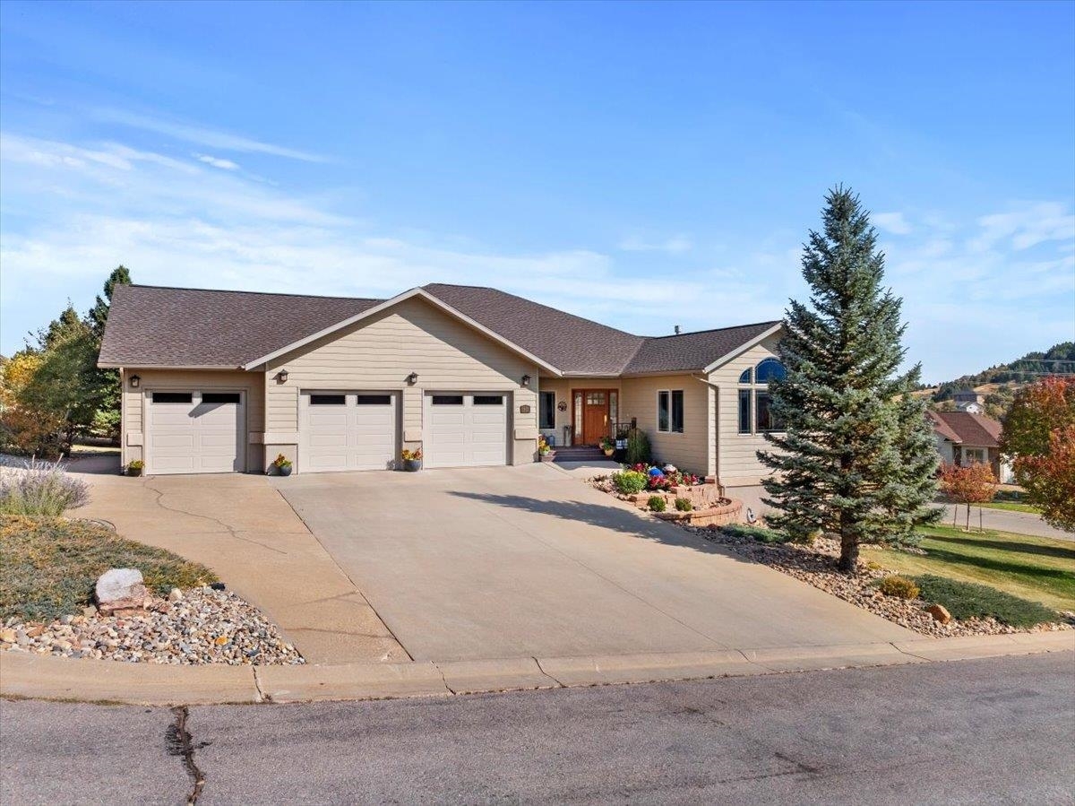 Property Photo: 1932 Remuda Drive SD 57783