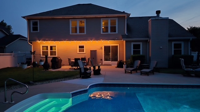 Property Photo:  2020 Saint Andrews Drive  IL 60586 