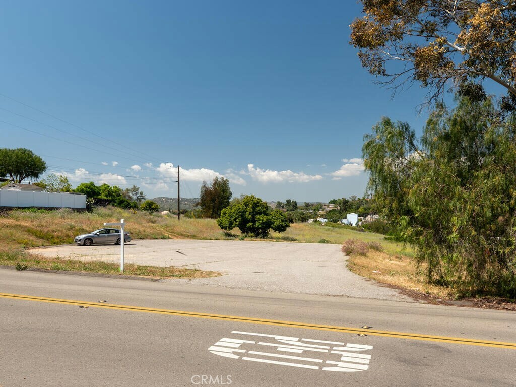Property Photo: 502 E Elder Street CA 92028