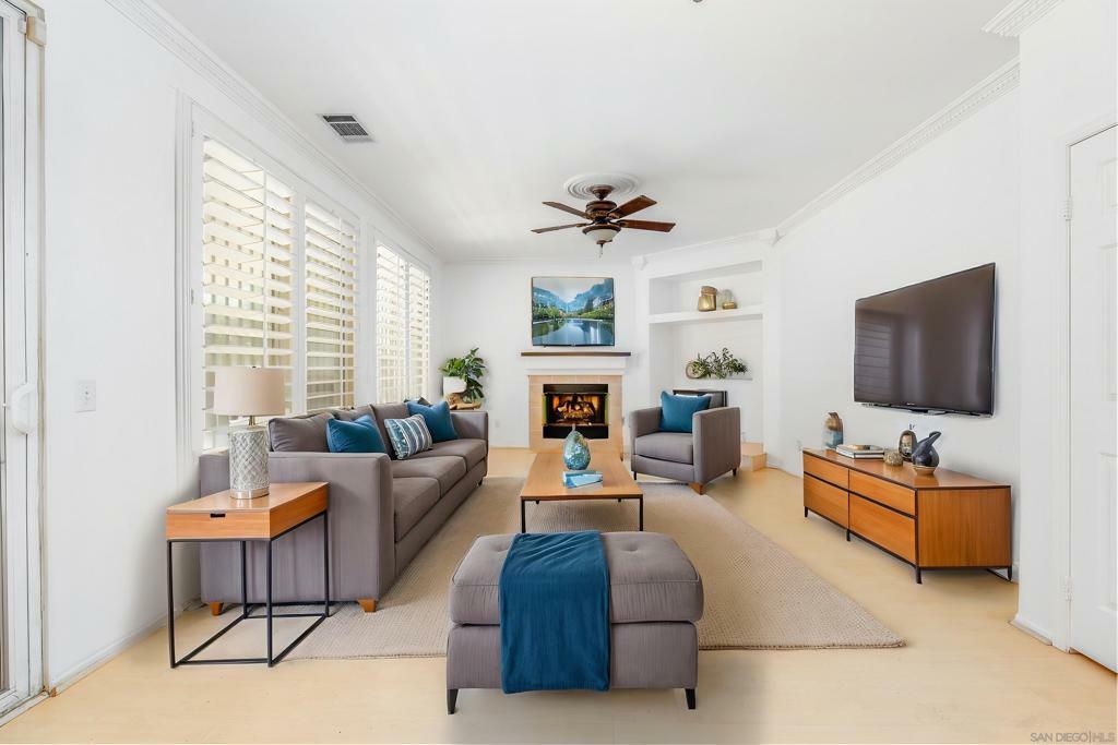 Property Photo: 40418 Chantemar Way CA 92591