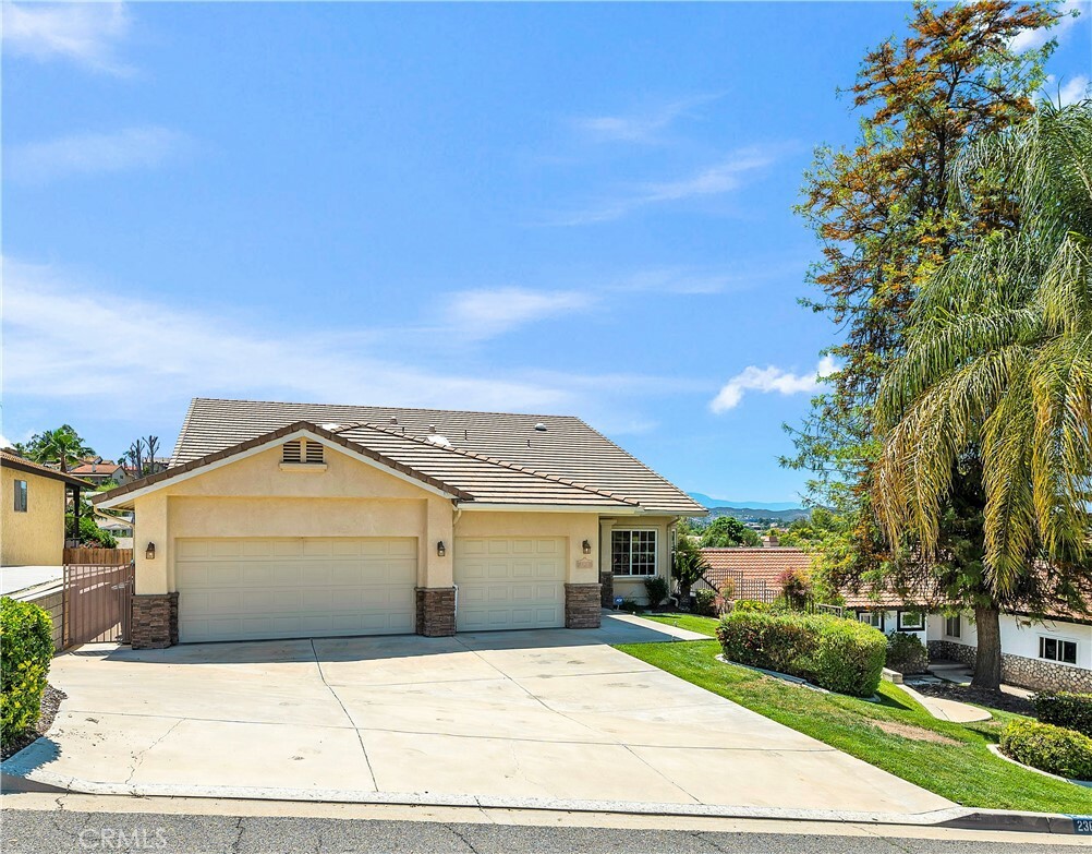 23651 Cruise Circle Drive  Canyon Lake CA 92587 photo