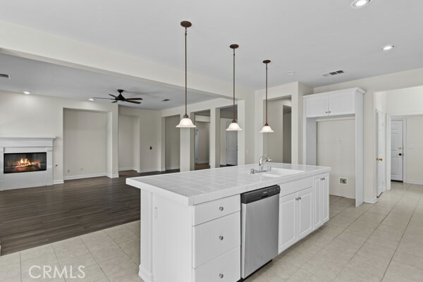 Property Photo: 341 Caldera Street CA 92570
