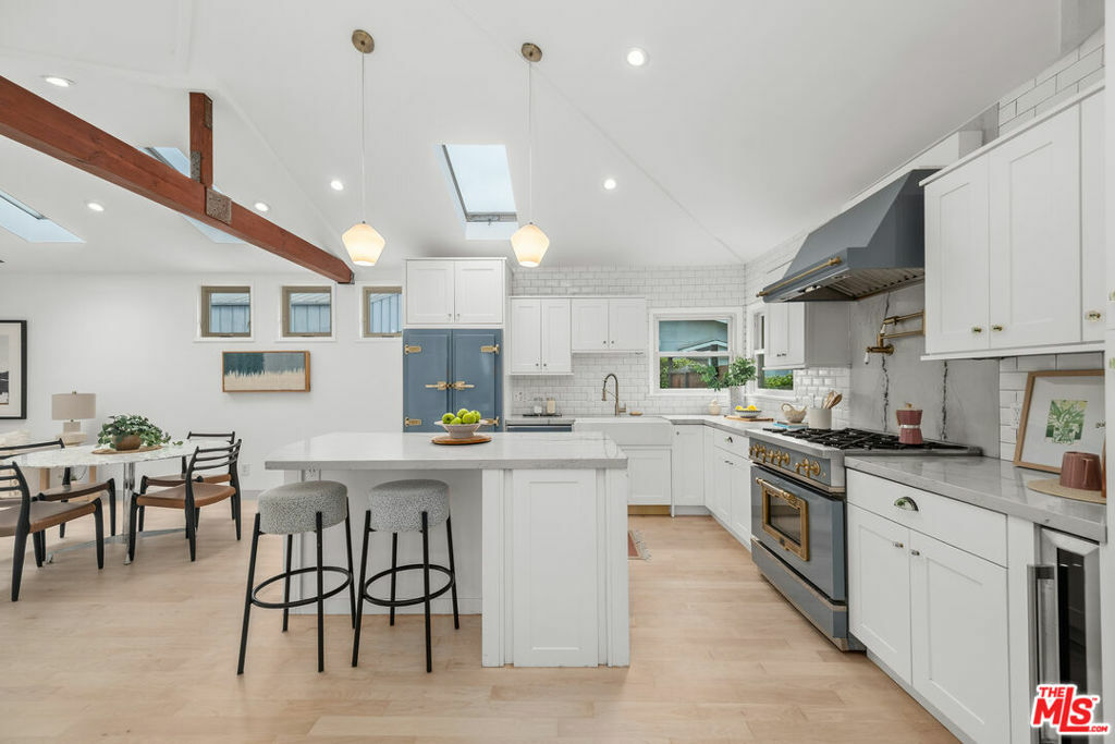 Property Photo: 3928 Michael Avenue CA 90066