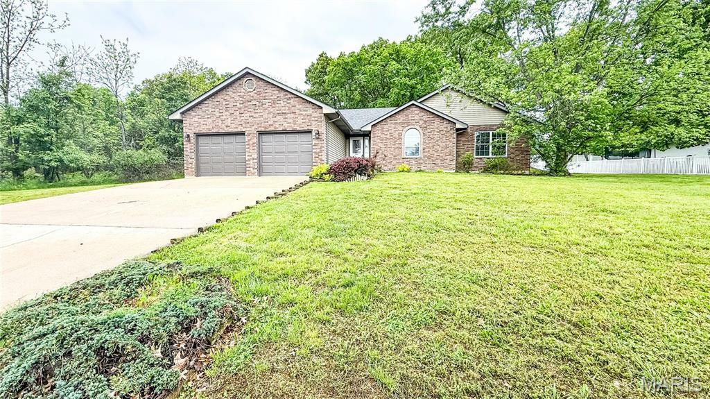 Property Photo: 203 Tremont Drive MO 65583