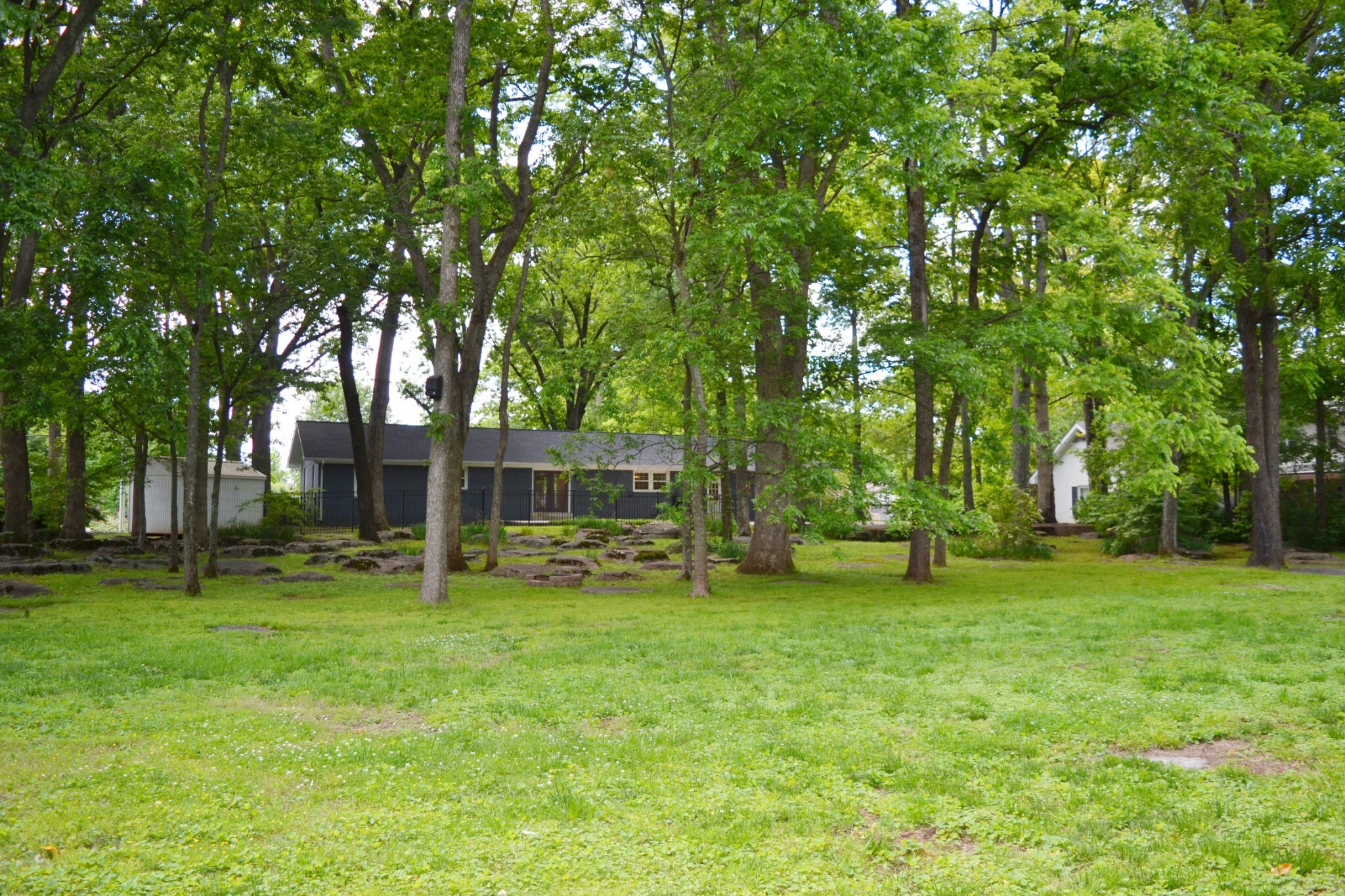 Property Photo: 1814 Jones Blvd TN 37129