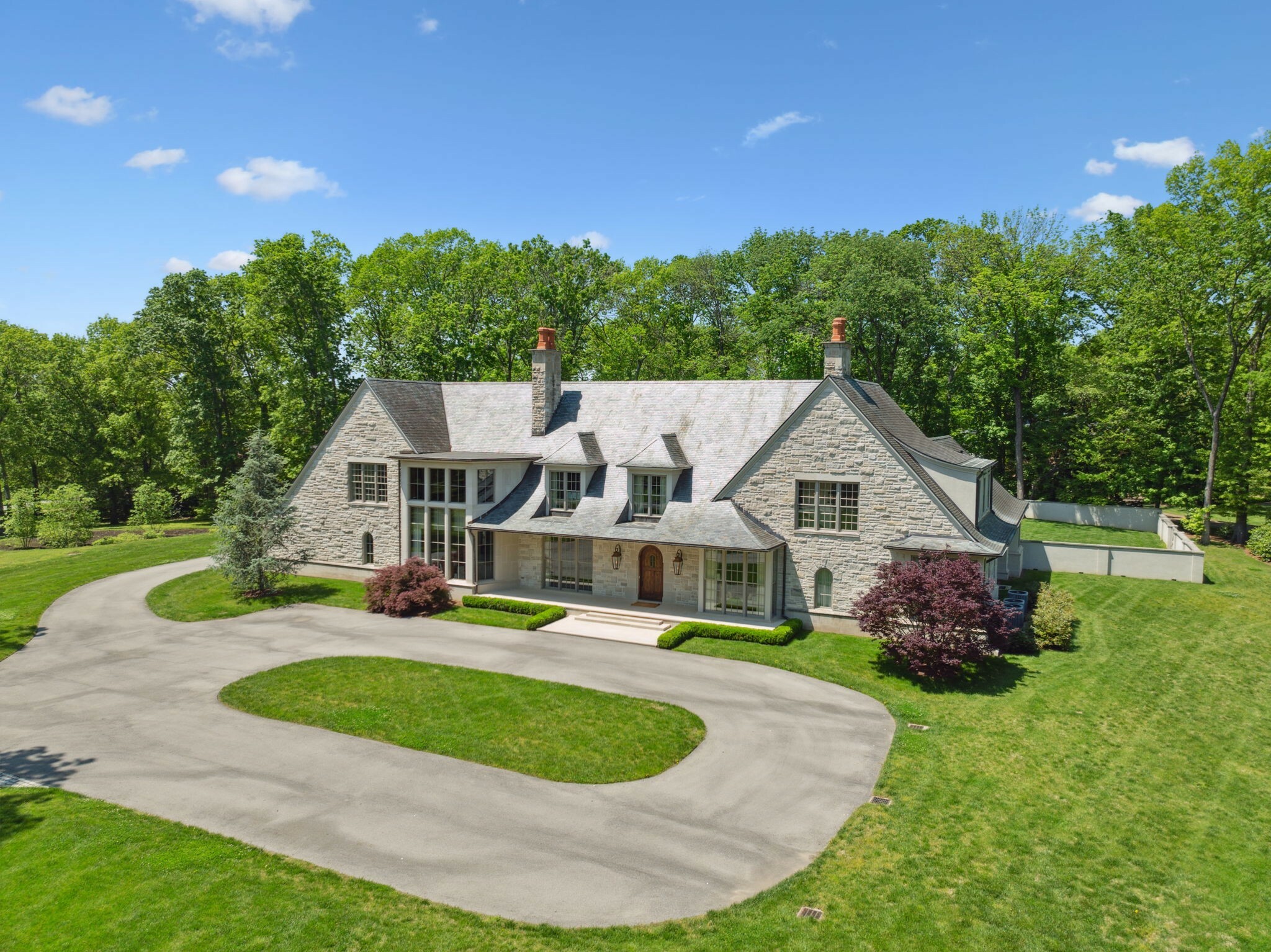 Property Photo: 515 Jackson Blvd TN 37205