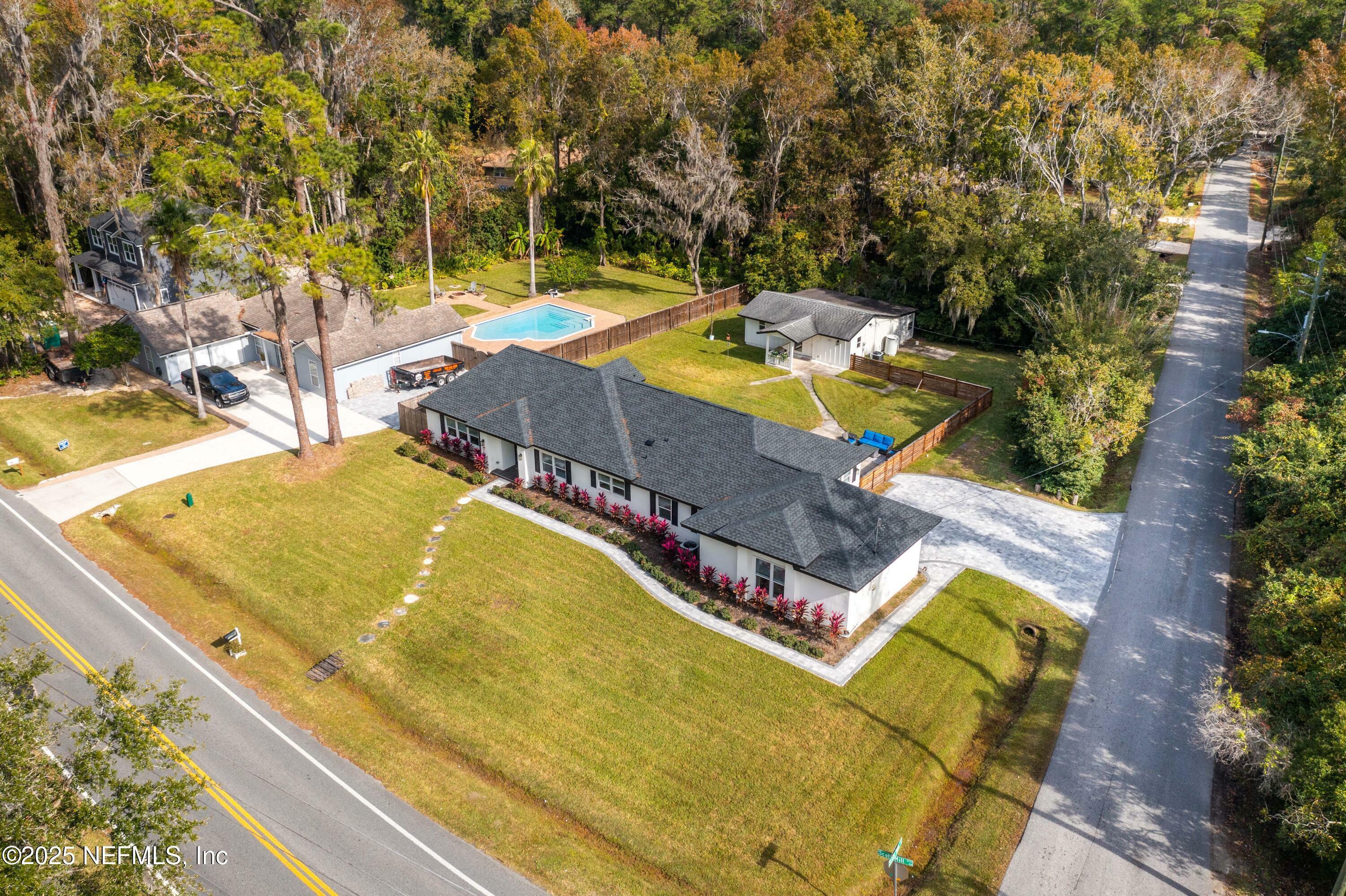 Property Photo: 10779 Scott Mill Road FL 32223