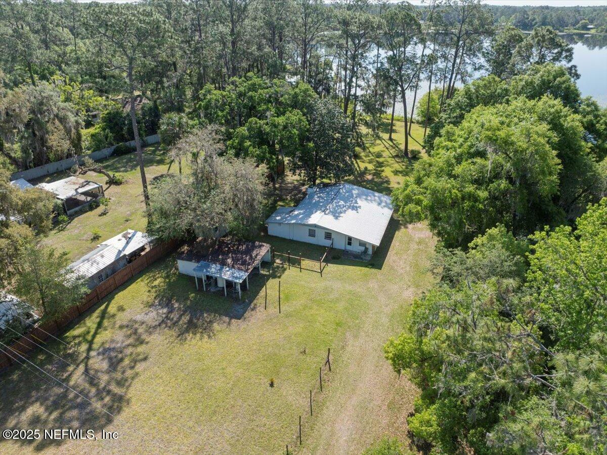 Property Photo: 126 Echo Lane FL 32177
