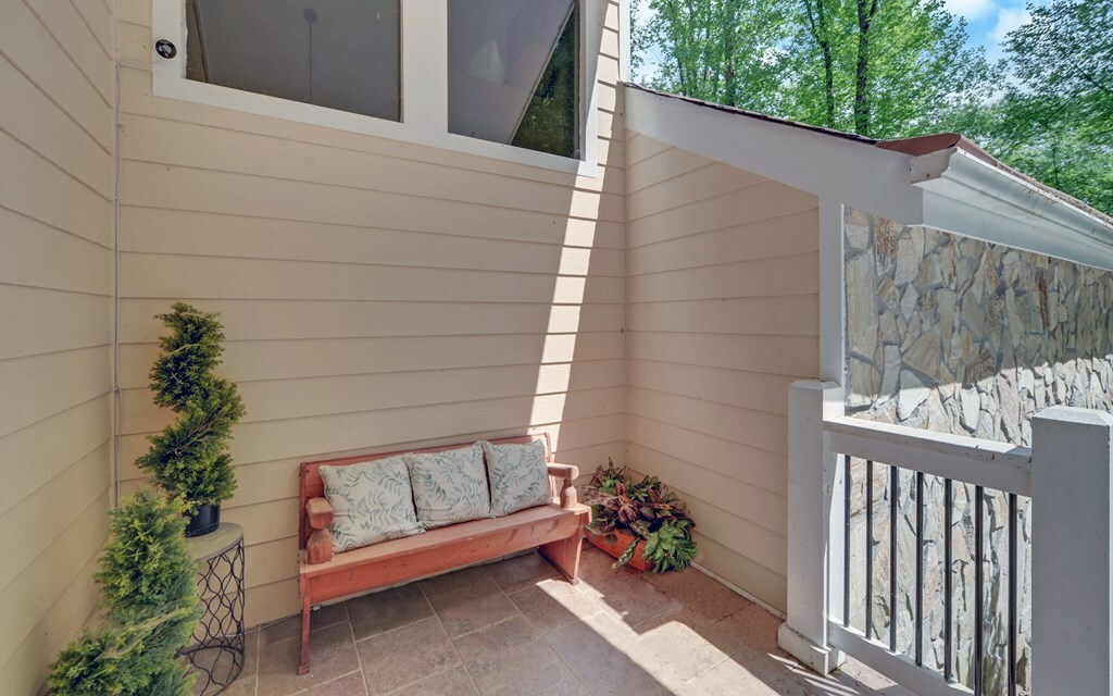 Property Photo:  321 Call Wright Road  GA 30540 