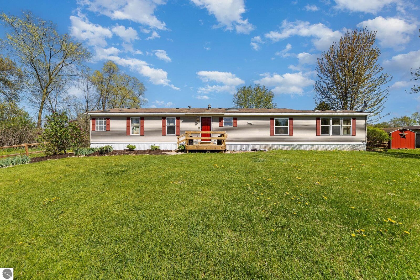 Property Photo:  10946 N Rich Road  MI 48801 