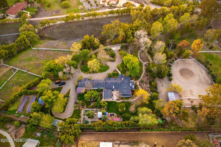 Property Photo: 1516 Monarch Drive CA 93460