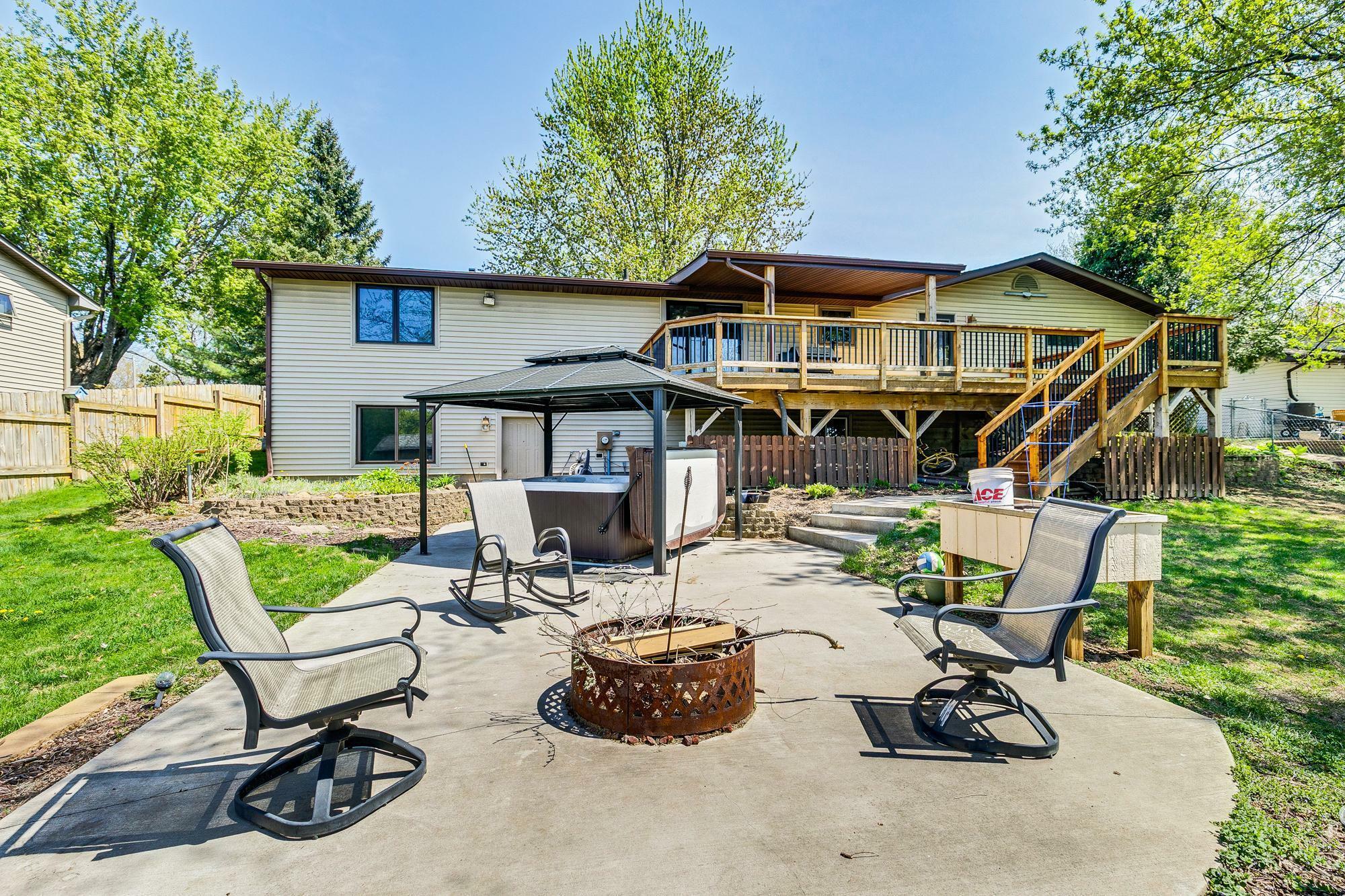 Property Photo: 625 Field Avenue WI 54022