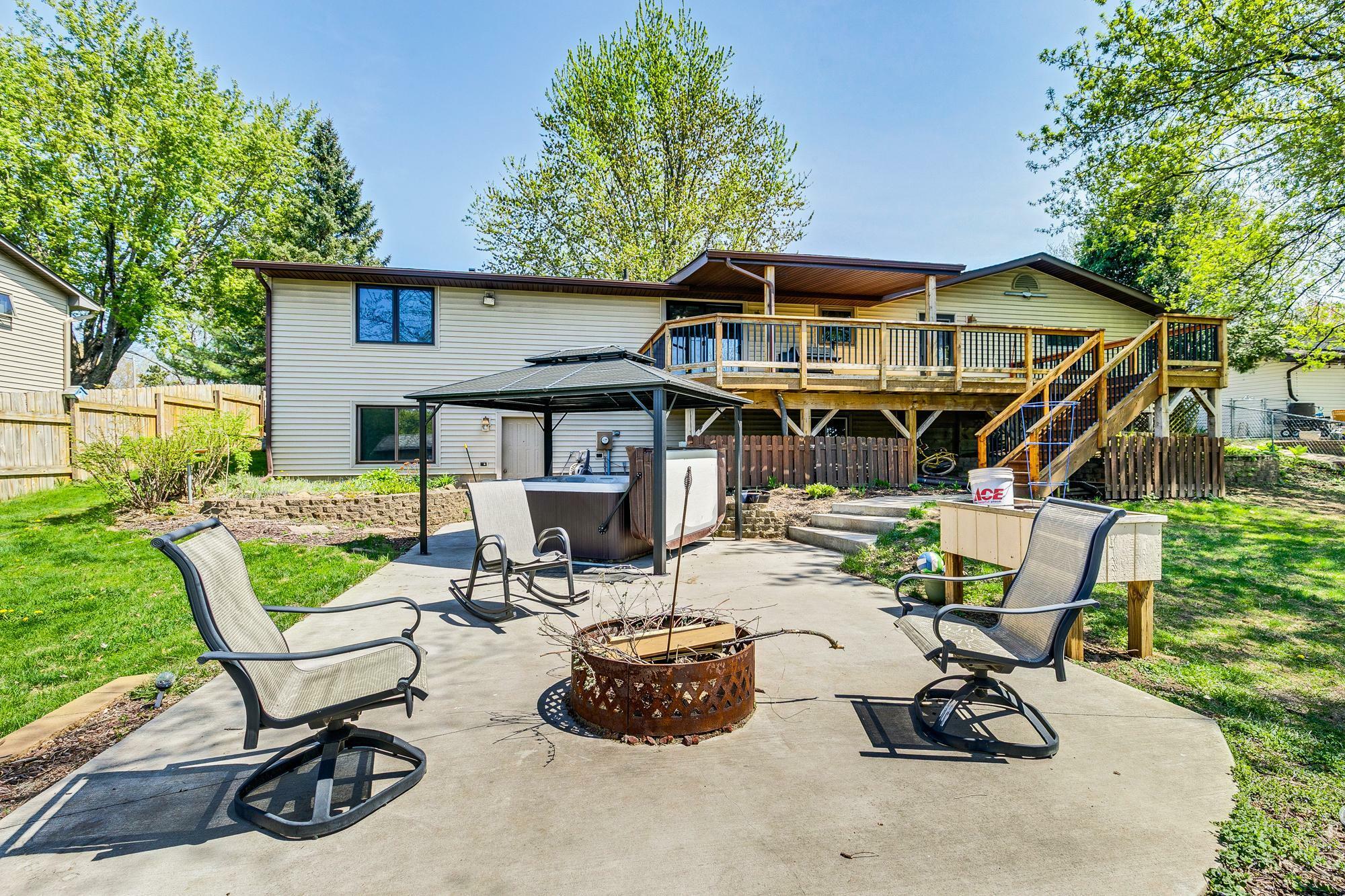 Property Photo: 625 Field Avenue WI 54022