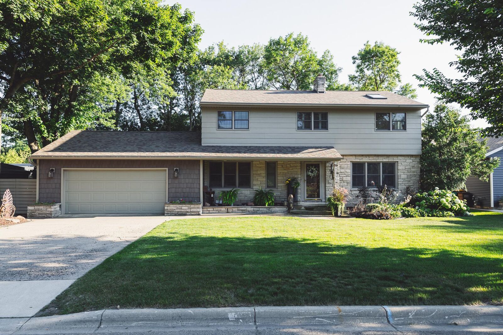 Property Photo: 205 Ridge Road MN 56007