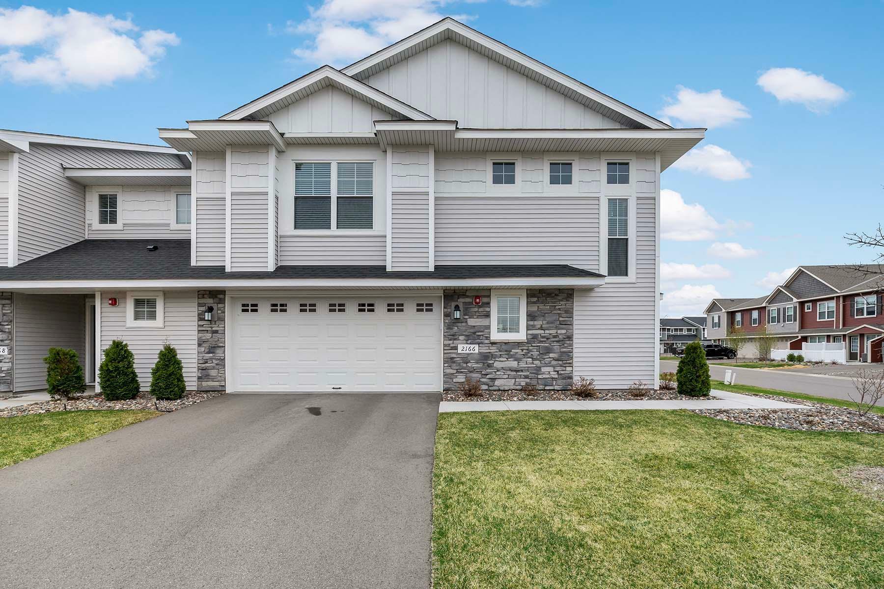 Property Photo: 2166 Island Court MN 55038