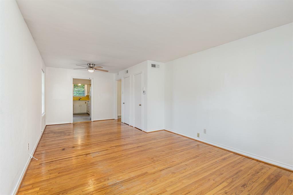 Property Photo:  6709 Ascot Lane  TX 75214 