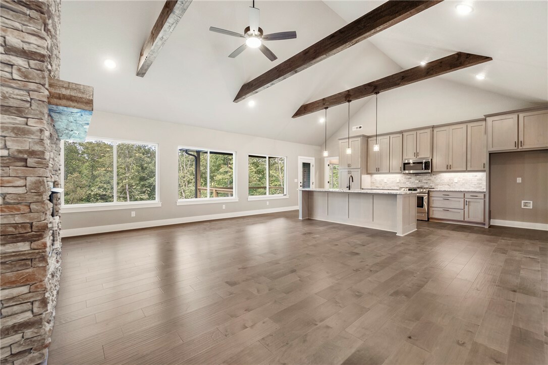 Property Photo: 7 Wrongton Drive AR 72714