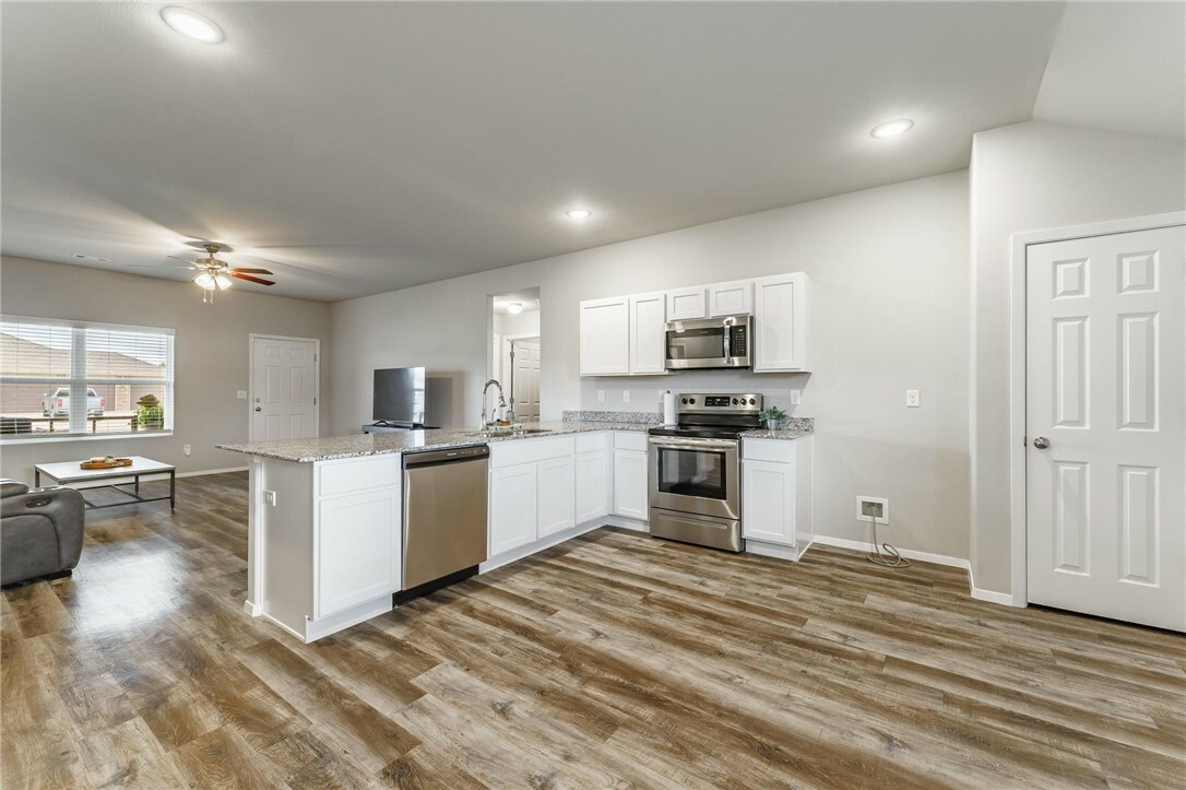 Property Photo: 246 Justin Street AR 72727