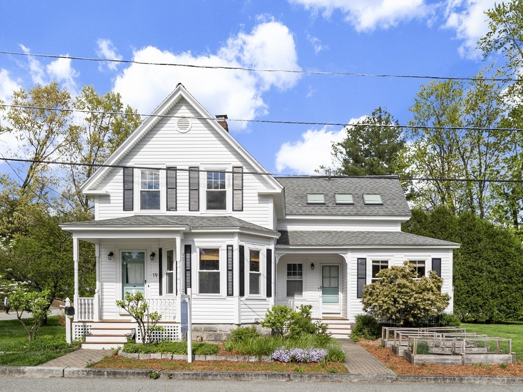 19 Evergreen St  Chelmsford MA 01824 photo