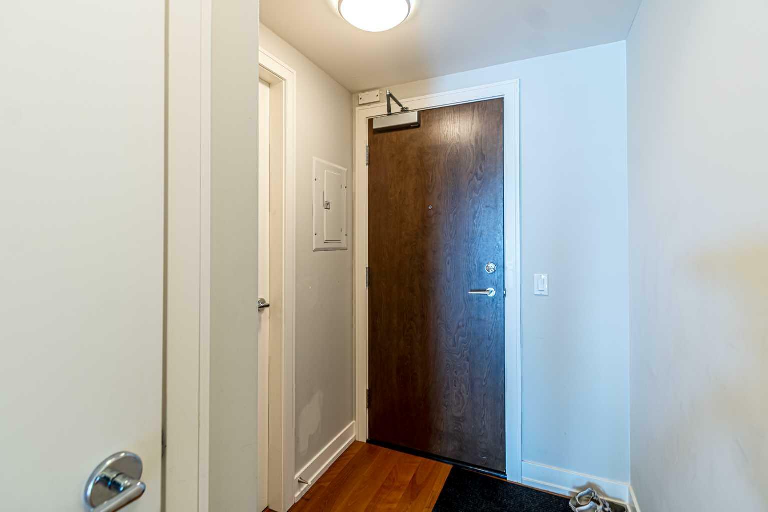 Property Photo: 222 Riverfront Avenue SW 1522 AB T2P 0X2