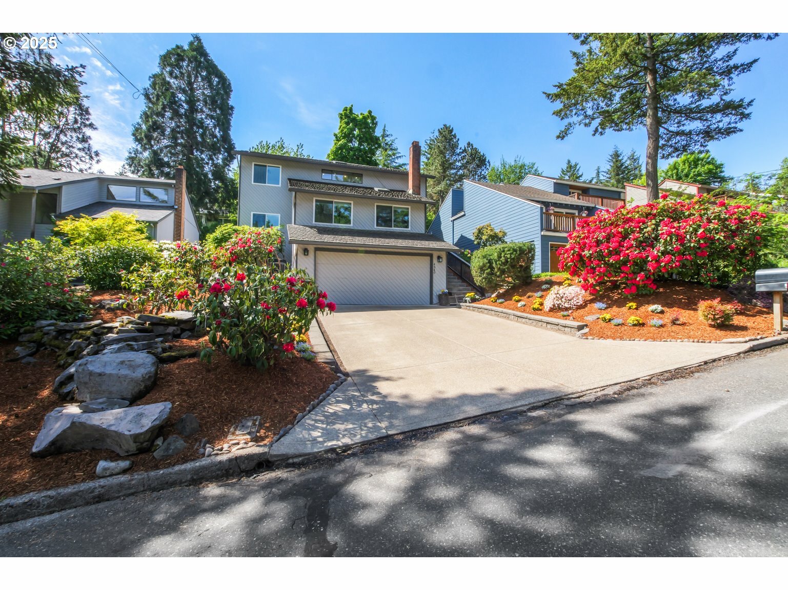 Property Photo: 4340 SW Vesta St OR 97219