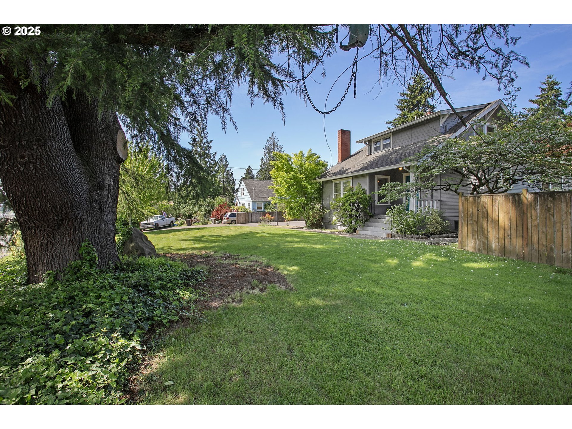 Property Photo: 8519 Cason Rd OR 97027