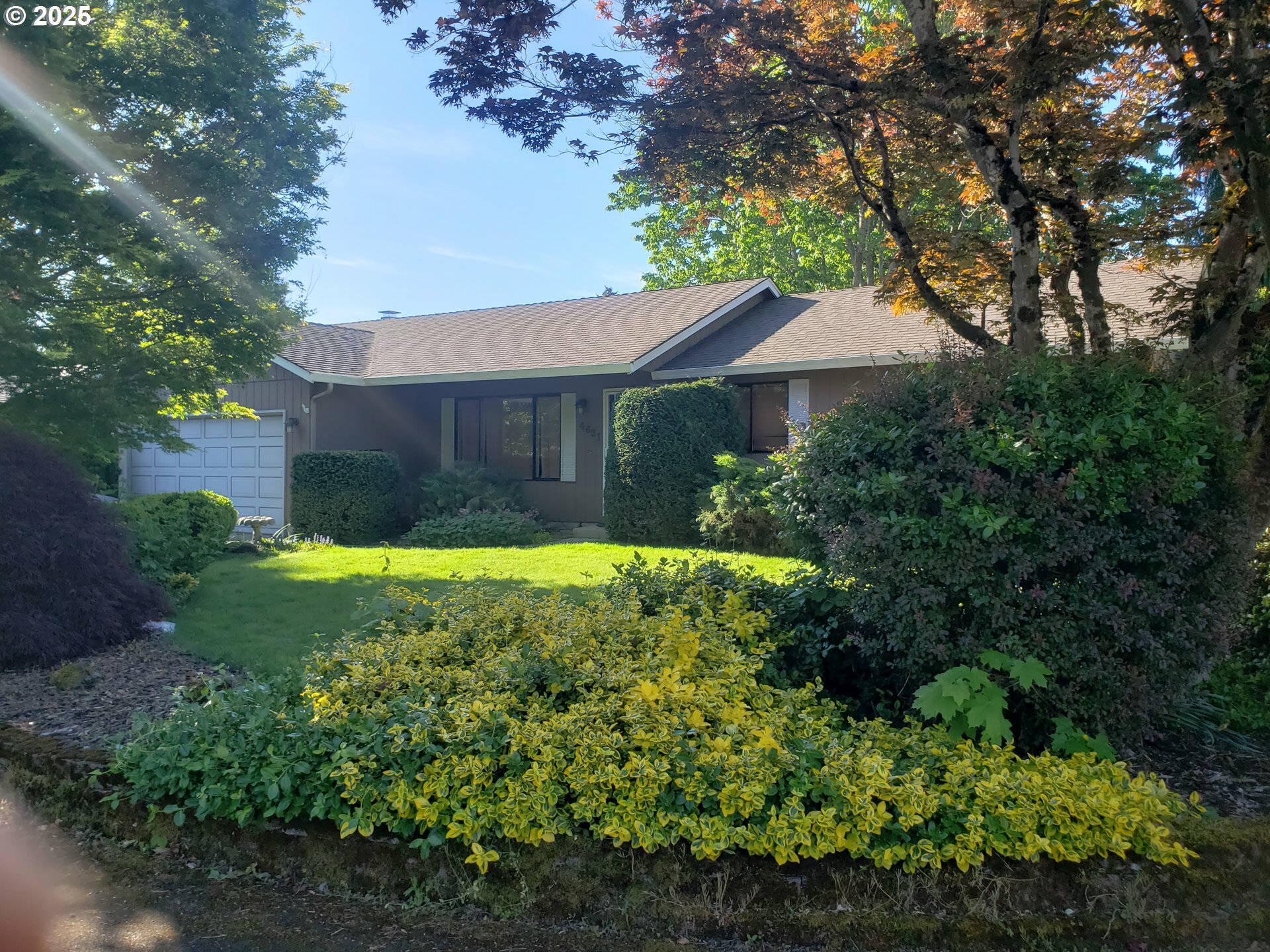 Property Photo: 4631 NW Lincoln Ave WA 98663