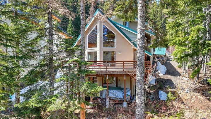 160  Innsbruck Drive  Snoqualmie Pass WA 98068 photo