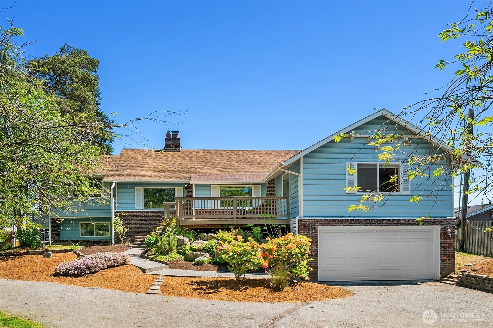 Property Photo: 16627 36th Avenue W WA 98037