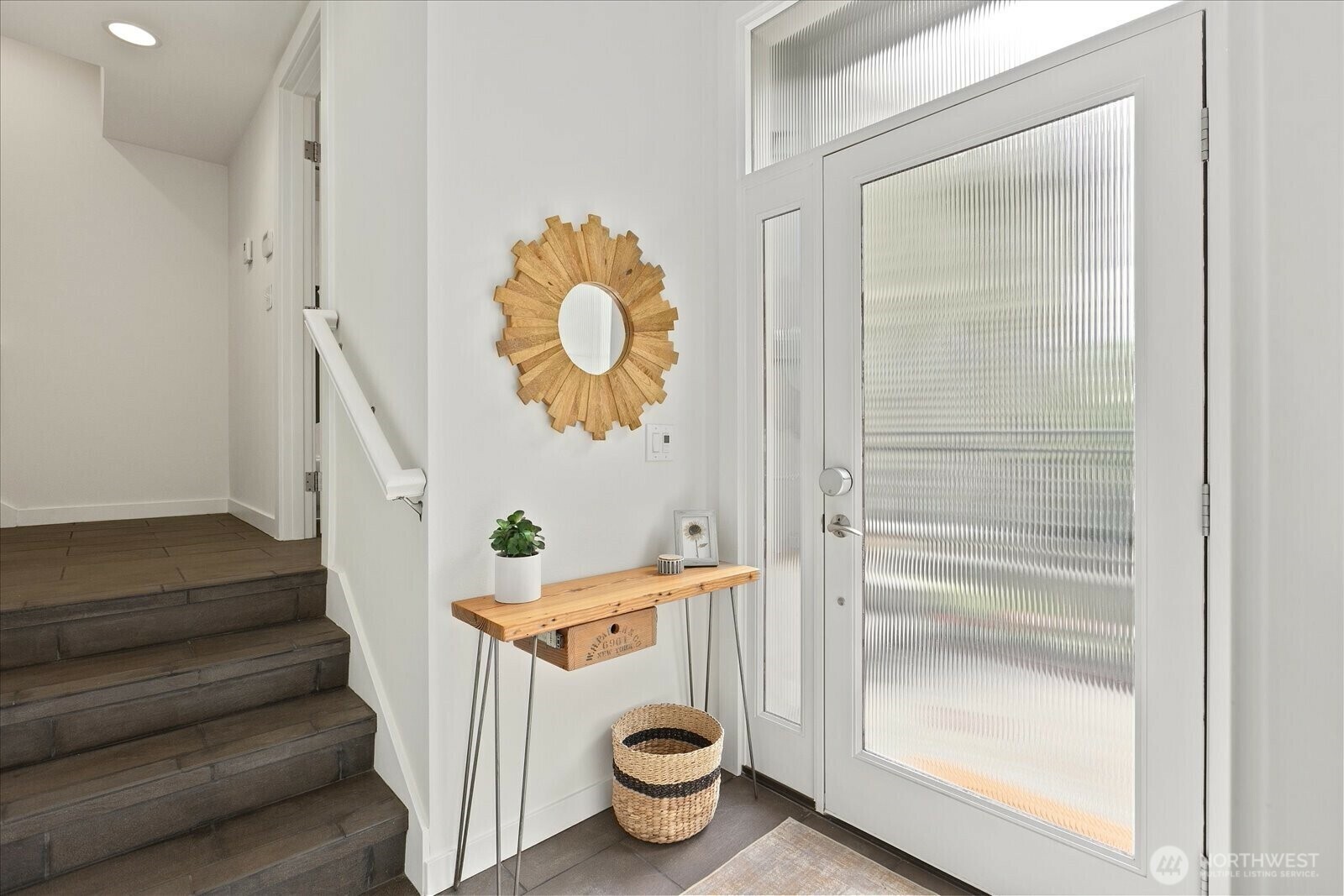 Property Photo: 2625 Yale Terrace E WA 98102